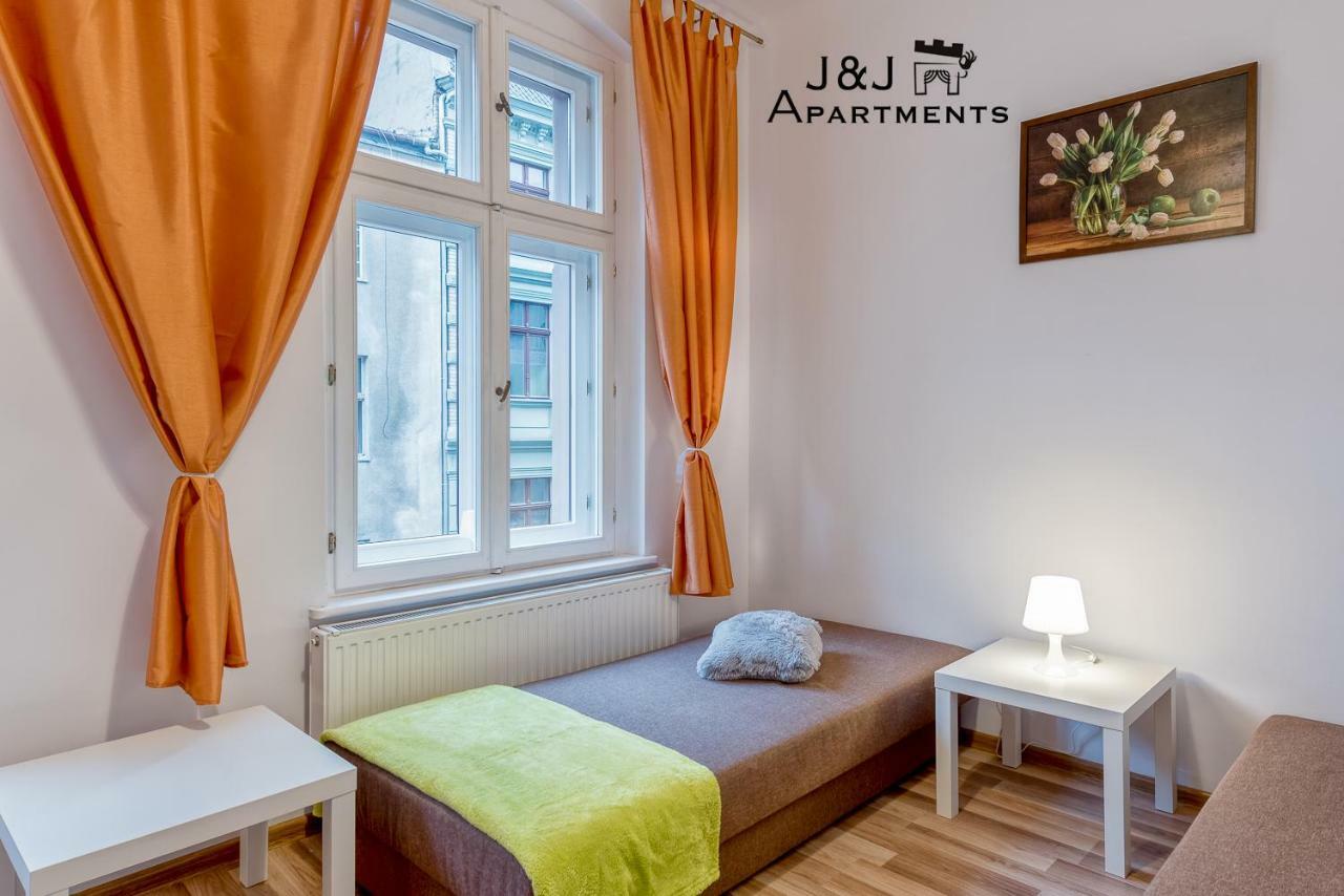 J&J Apartments Lazienna 30 - 10 Homestay